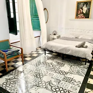 Habitación en casa particular Maria Magdalena - 1, Málaga